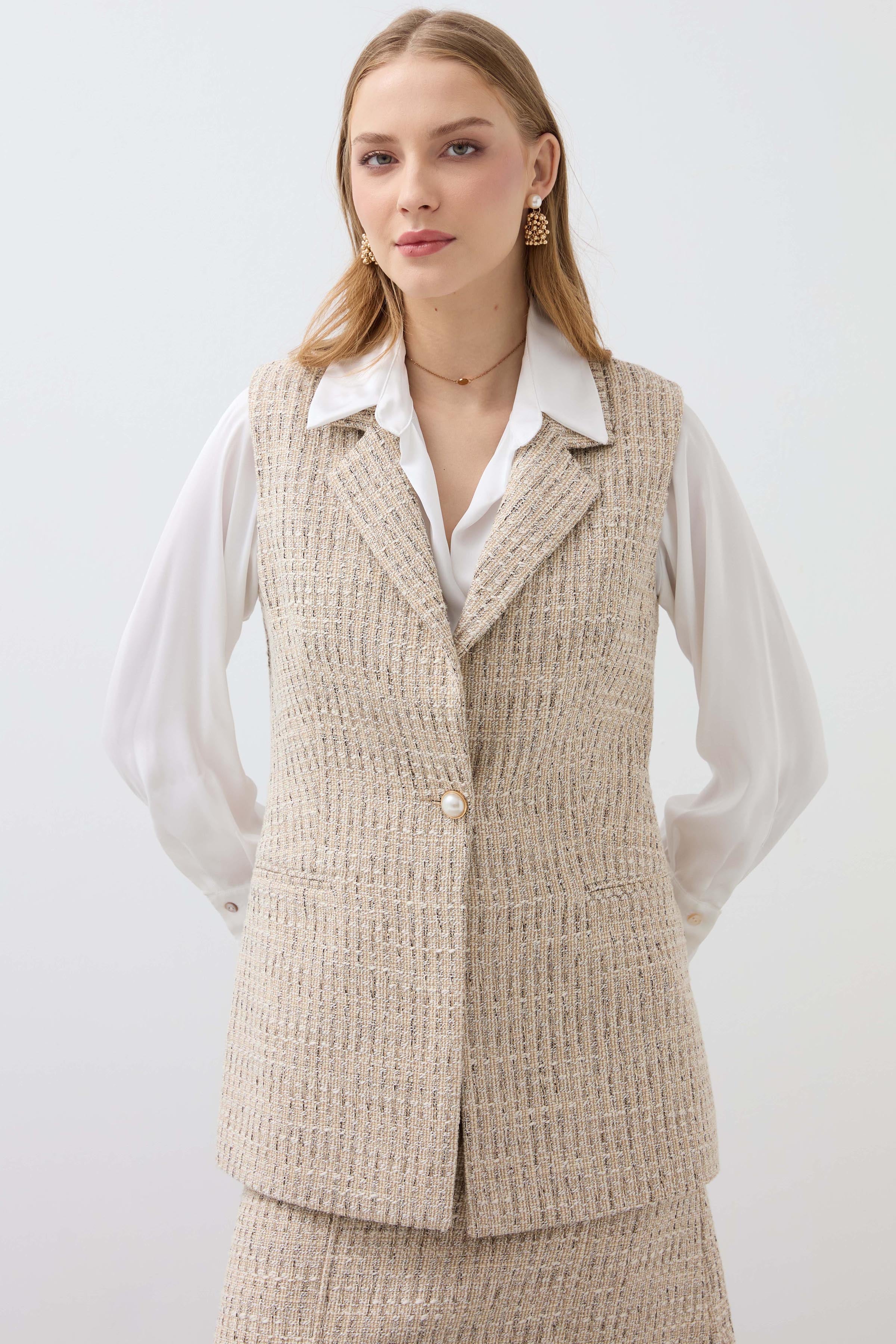 Glittery Mono Collar Long Vest - Beige