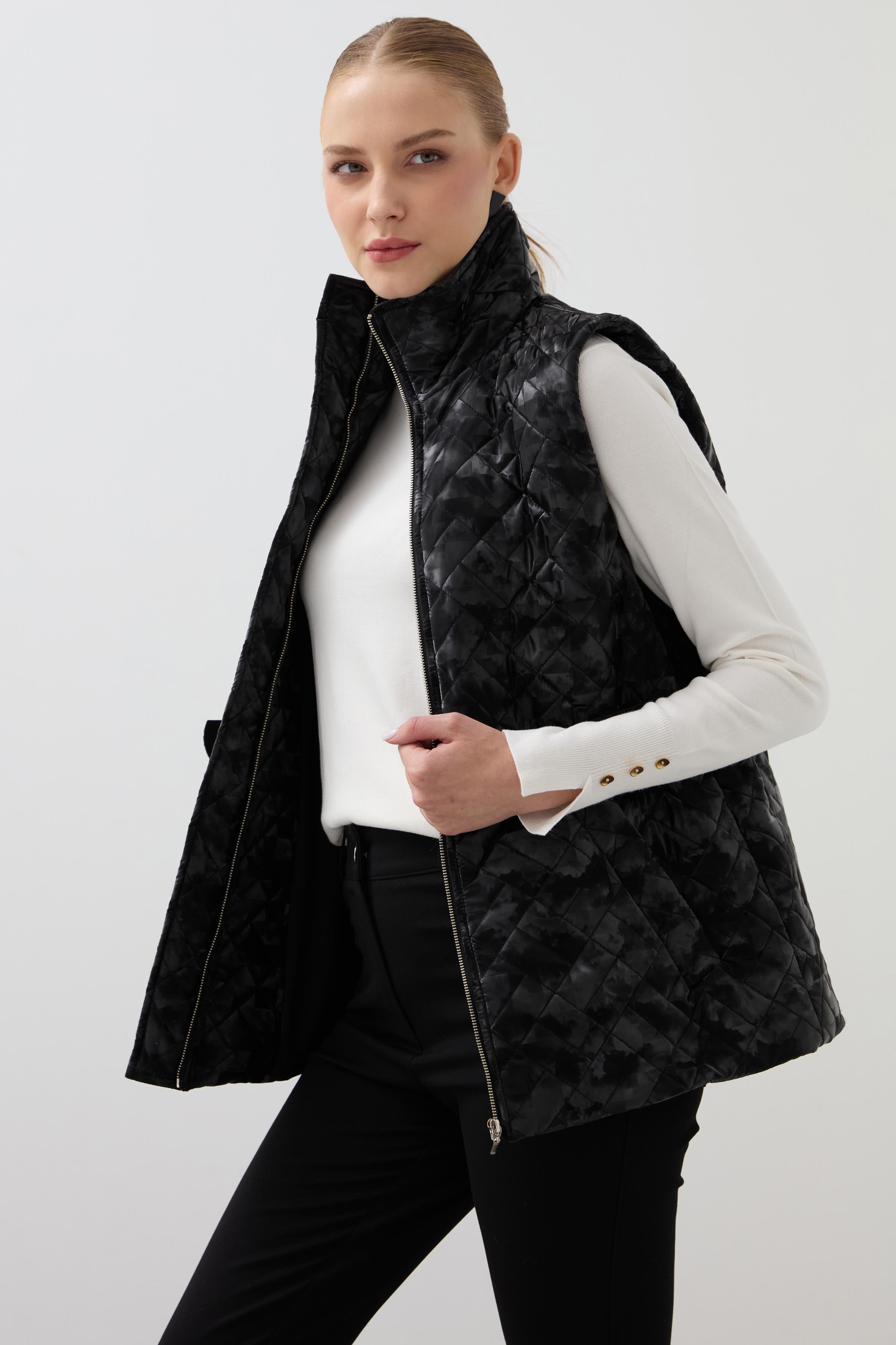 Quilted Cube Patterned Vest - Black